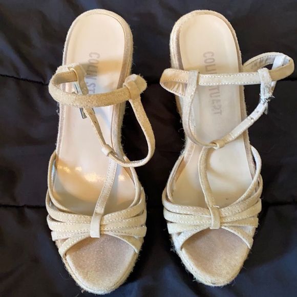 Size 6 M wedged Heels Color: tan - Picture 1 of 9